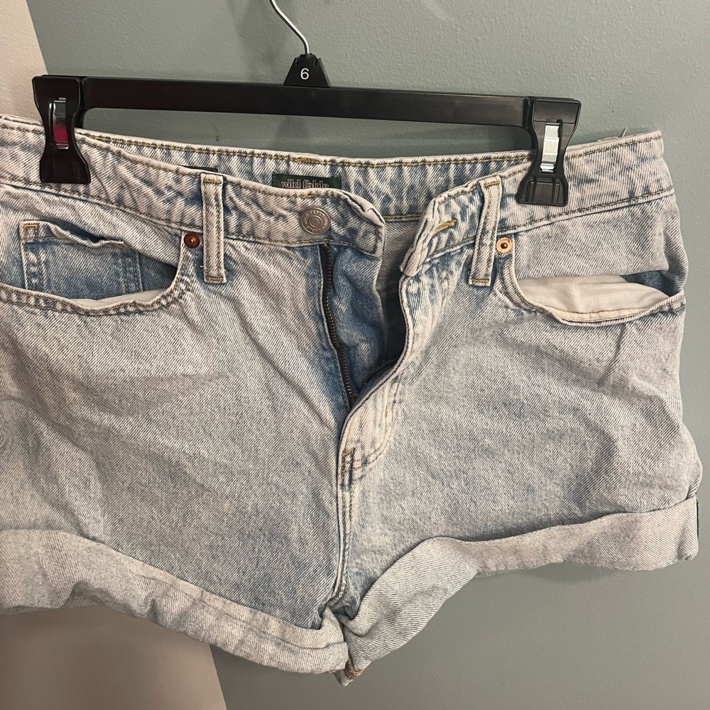Cute jean shorts